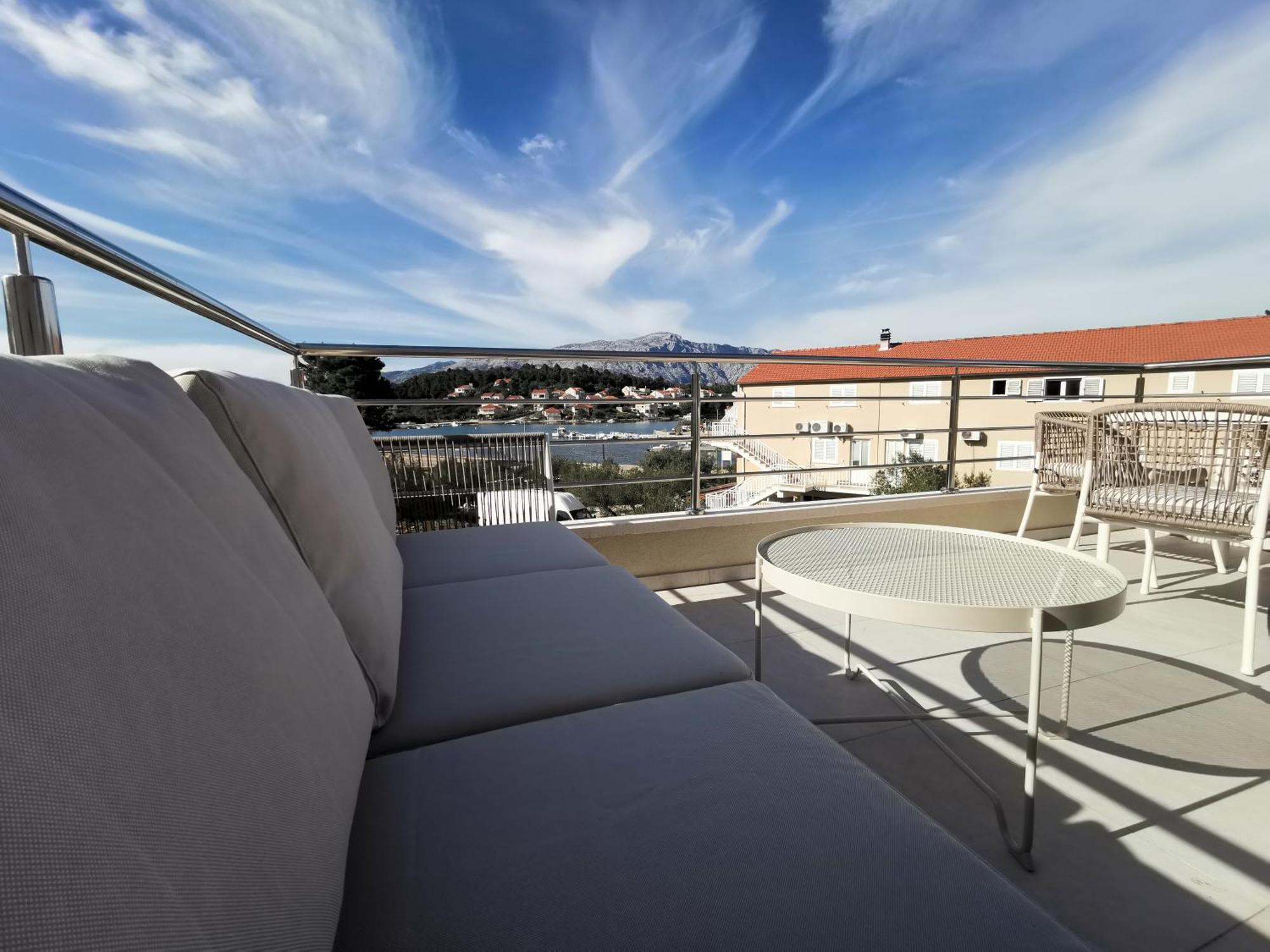 Villa Kora - Luxury Holiday Apartments Лумбарда Екстериор снимка