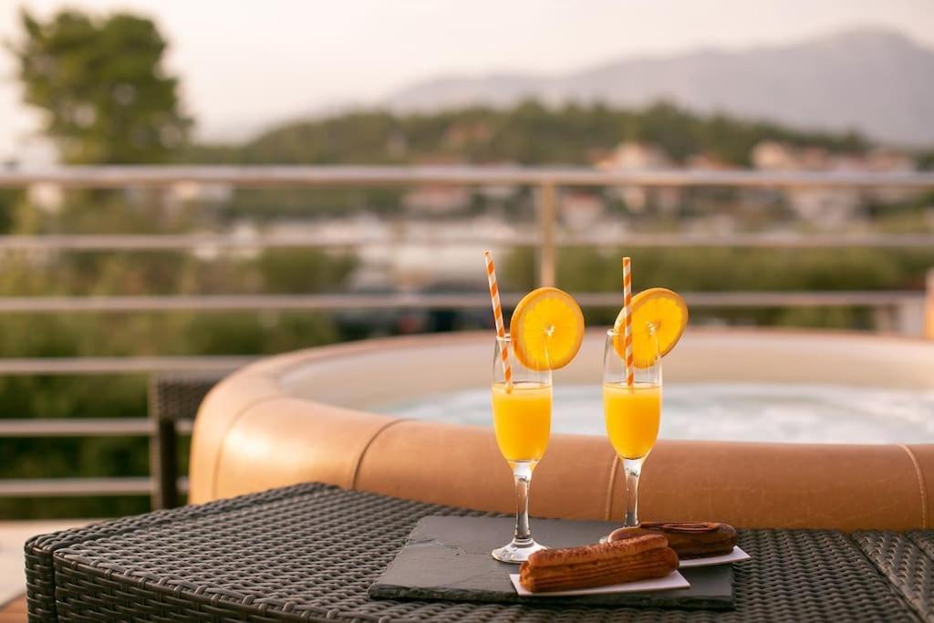 Villa Kora - Luxury Holiday Apartments Лумбарда Екстериор снимка