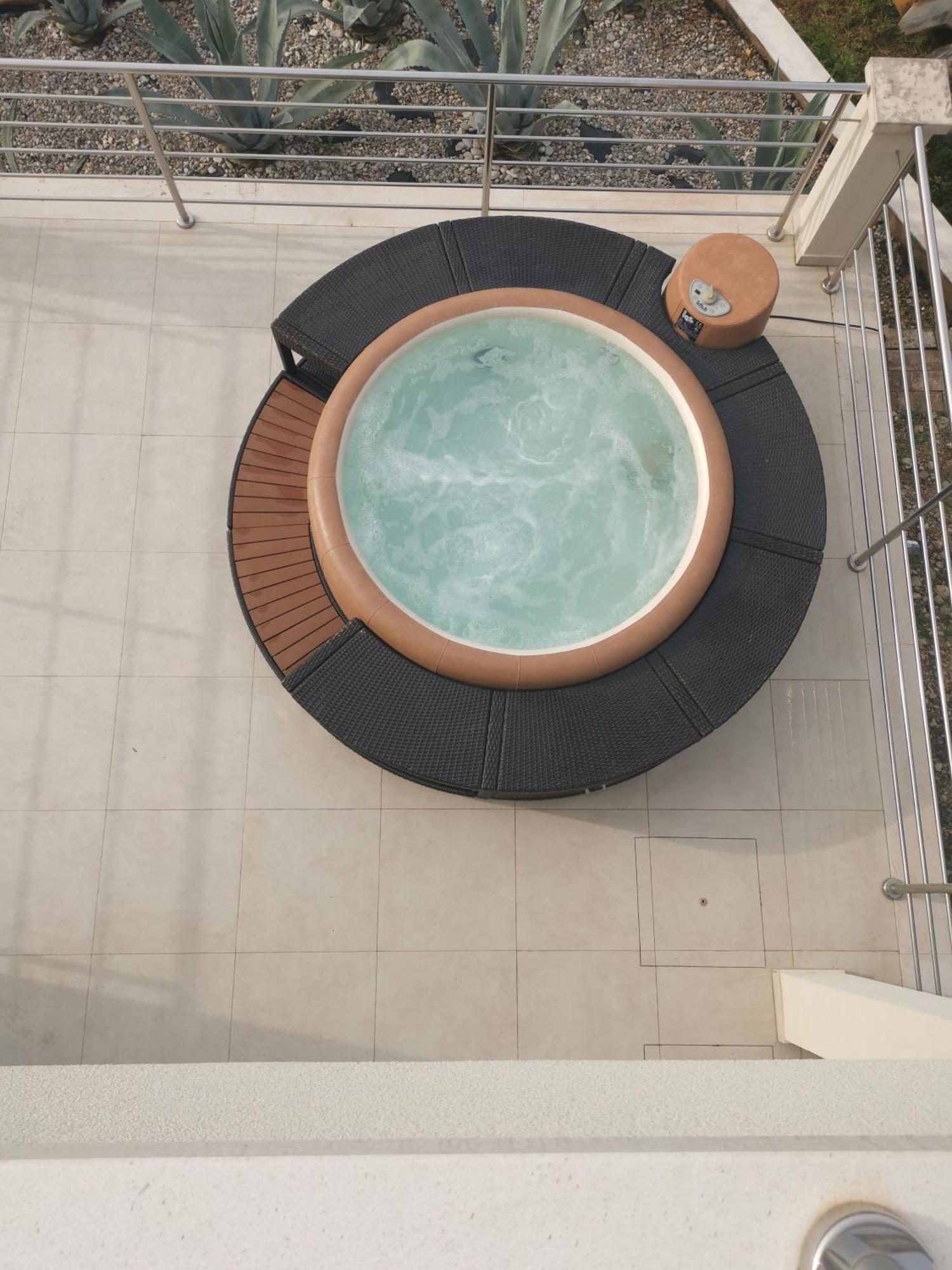Villa Kora - Luxury Holiday Apartments Лумбарда Екстериор снимка