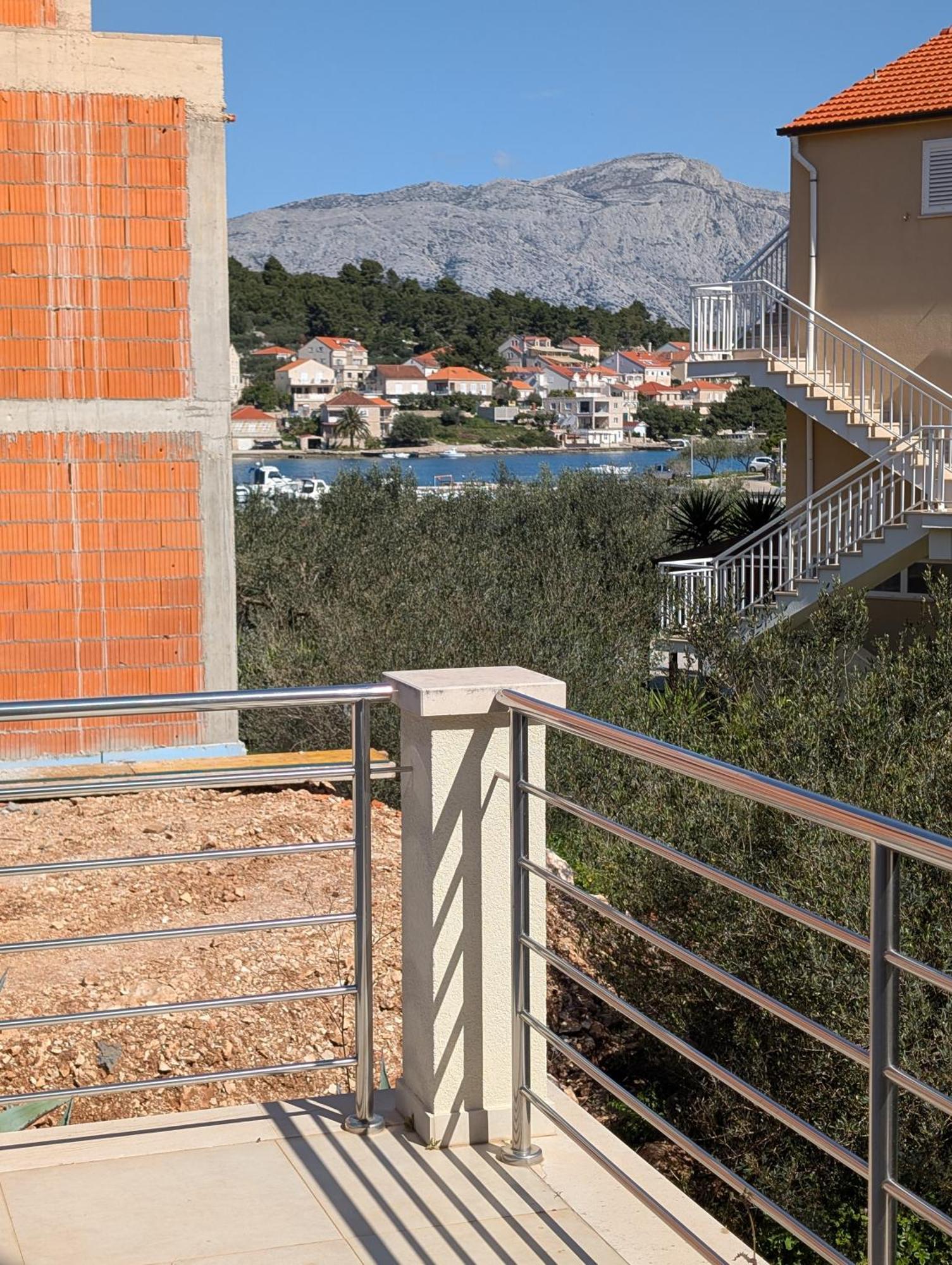 Villa Kora - Luxury Holiday Apartments Лумбарда Екстериор снимка